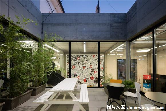 葡萄牙Outsystems辦公室設計-22.jpg 葡萄牙Outsystems辦公室設計-22.jpg